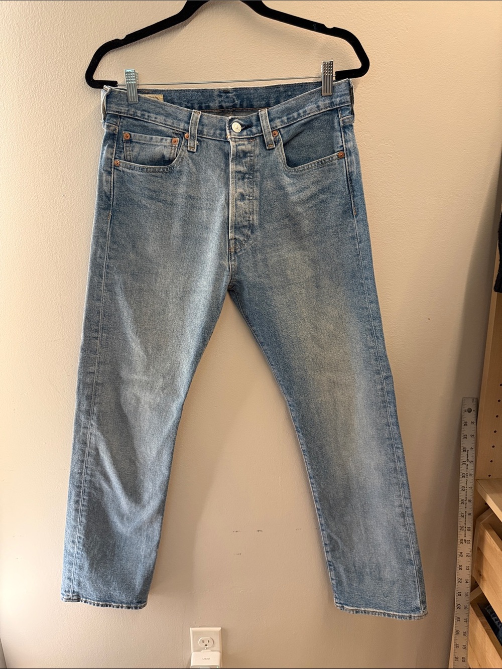 Men’s Levi's 501 Size 31 x 30L Light Blue Straight-Leg Jeans